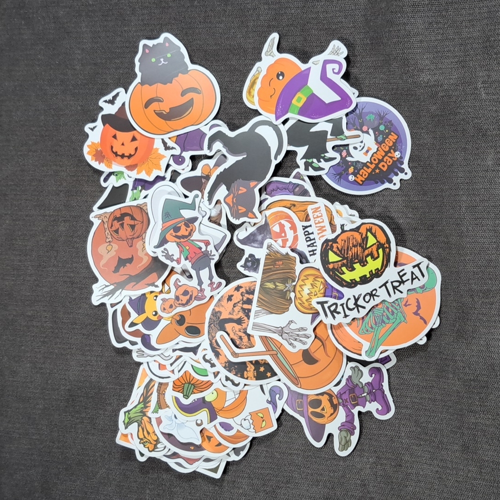 2/$5 Bellśche 25 Pack Misc. Halloween #1 Themed Stickers NEW SEALED